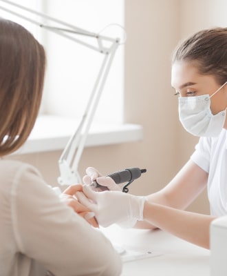 produkte kozmetike dhe parfume origjinale për meshkuj dhe femra